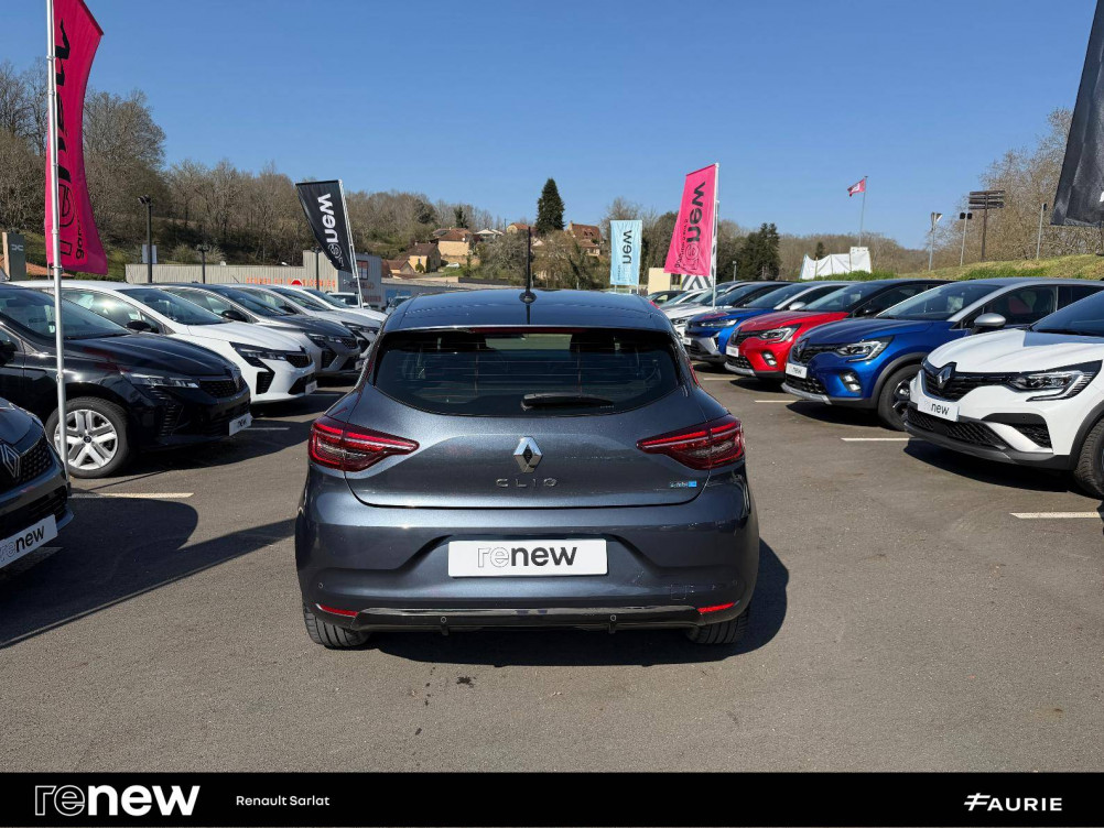 Acheter Renault Clio 5 Clio E-Tech 140 Intens 5p occasion dans les concessions du Groupe Faurie