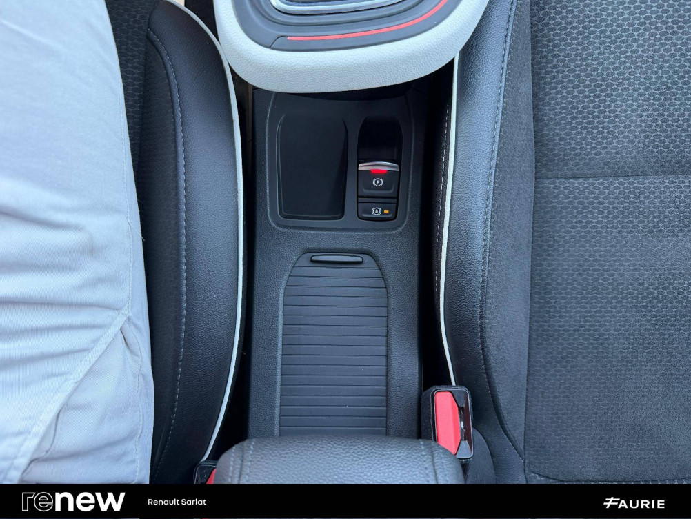 Acheter Renault Clio 5 Clio E-Tech 140 Intens 5p occasion dans les concessions du Groupe Faurie