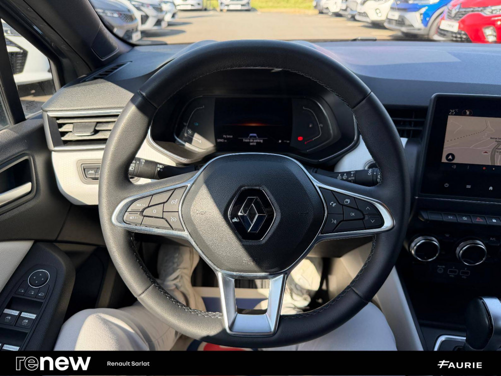 Acheter Renault Clio 5 Clio E-Tech 140 Intens 5p occasion dans les concessions du Groupe Faurie