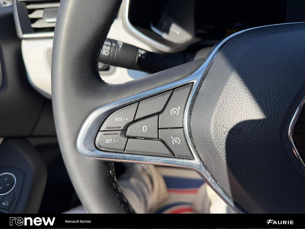 Acheter Renault Clio 5 Clio E-Tech 140 Intens 5p occasion dans les concessions du Groupe Faurie