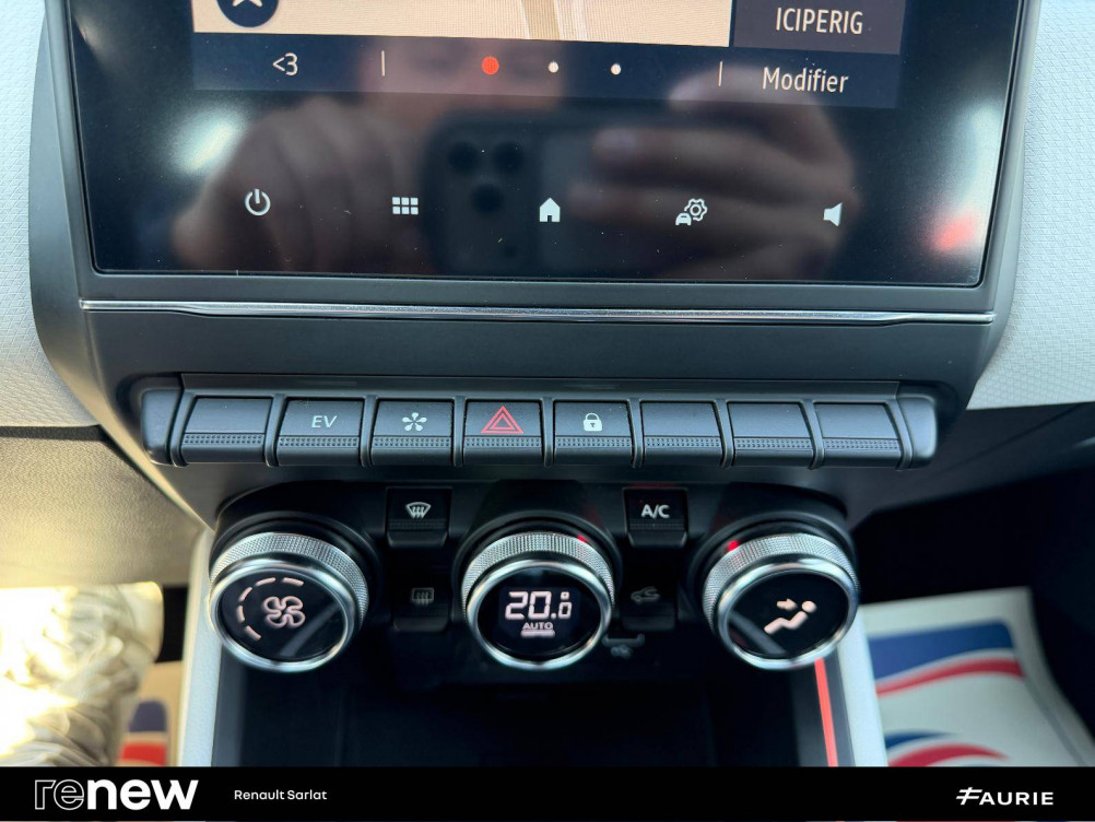 Acheter Renault Clio 5 Clio E-Tech 140 Intens 5p occasion dans les concessions du Groupe Faurie