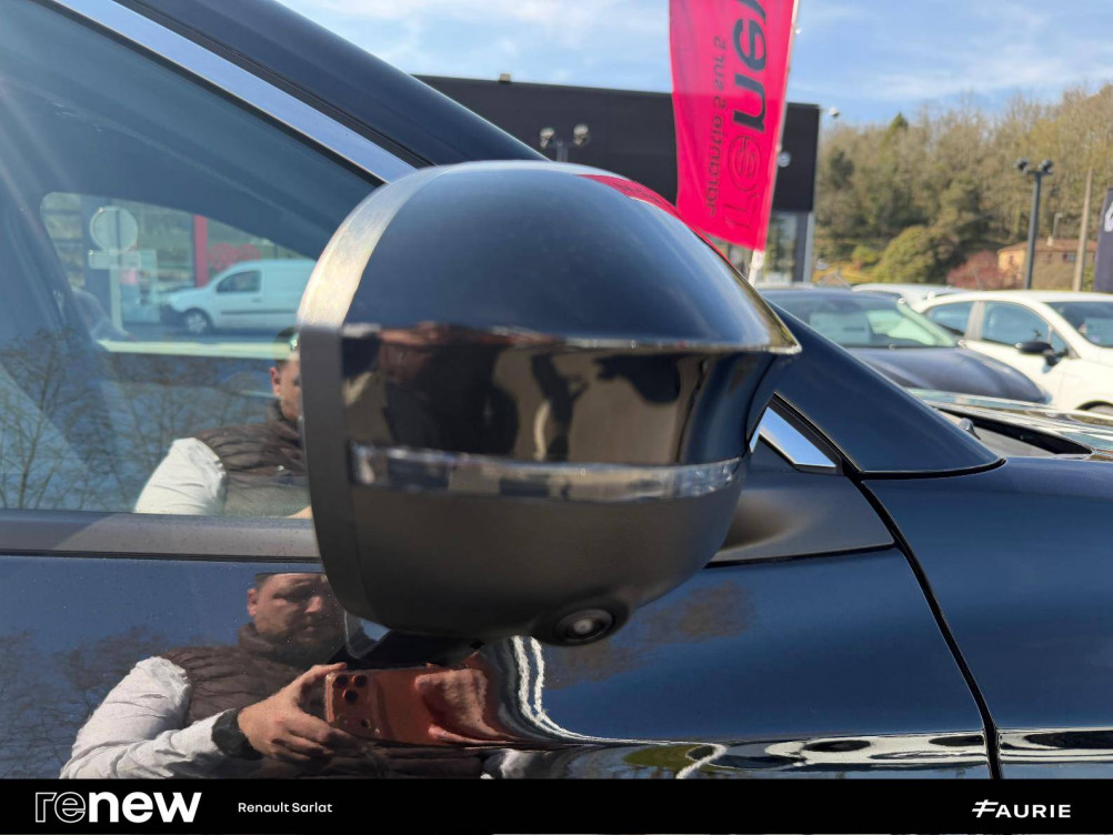 Acheter Renault Espace 6 Espace E-Tech full hybrid 200 GSR2 Iconic 5p occasion dans les concessions du Groupe Faurie