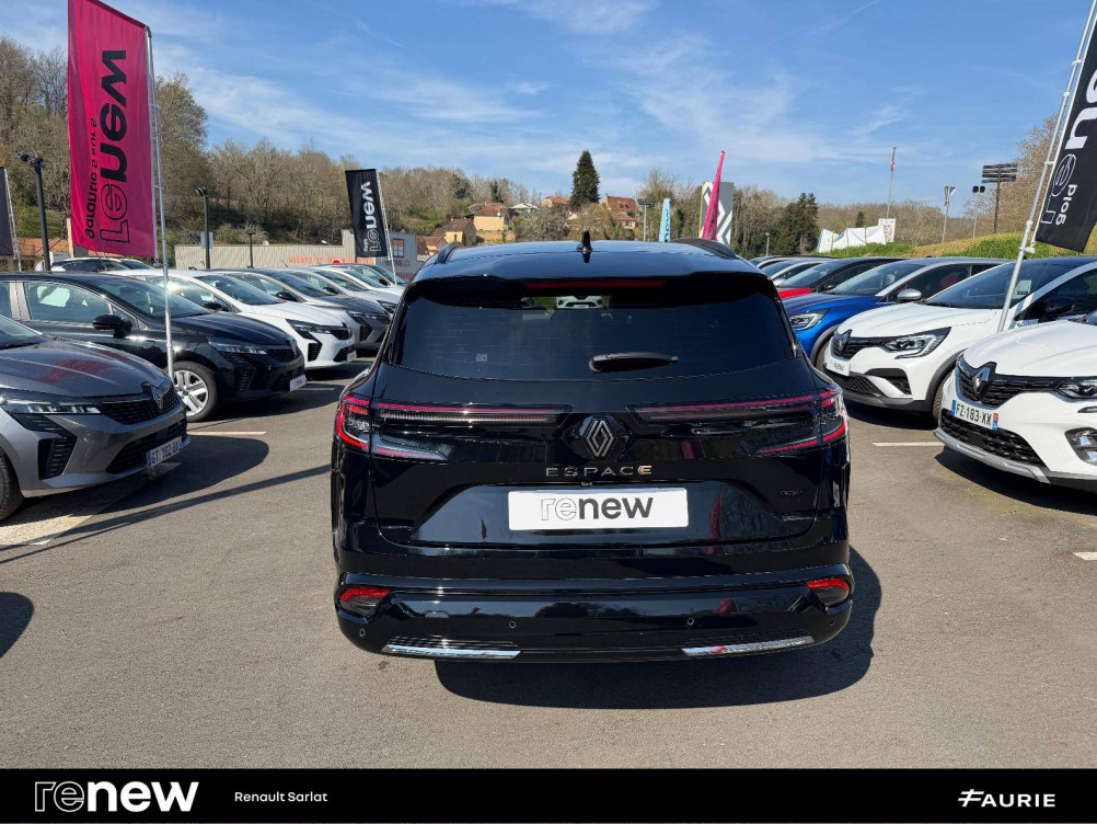 Acheter Renault Espace 6 Espace E-Tech full hybrid 200 GSR2 Iconic 5p occasion dans les concessions du Groupe Faurie
