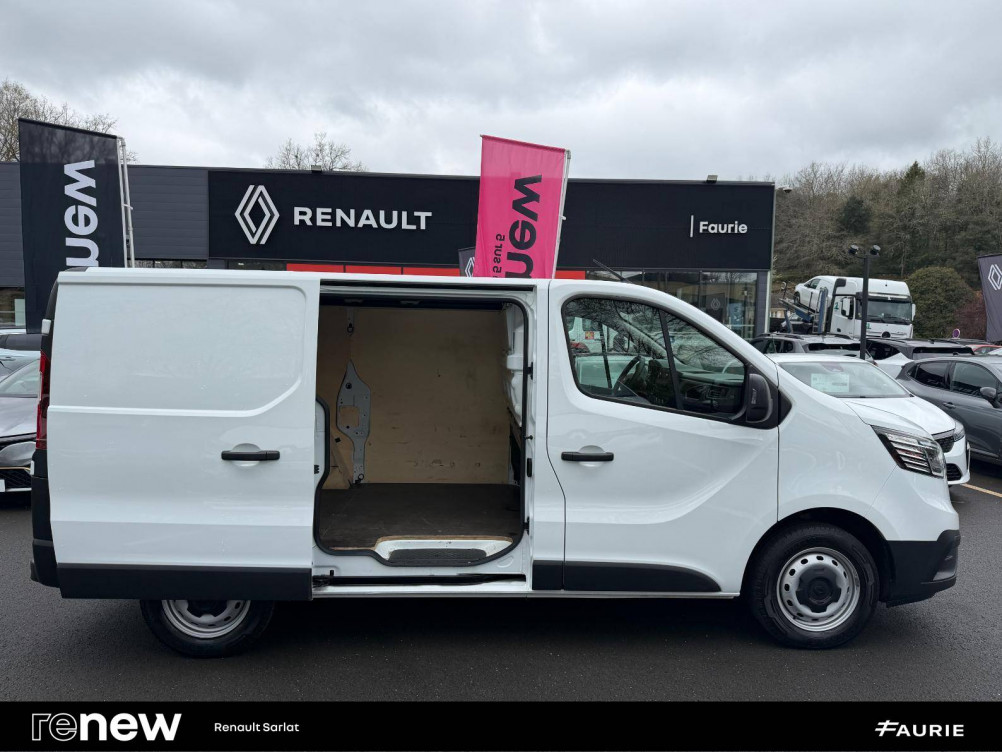 Acheter Renault Trafic 3 TRAFIC FGN L1H1 3000 KG BLUE DCI 130 CONFORT 4p occasion dans les concessions du Groupe Faurie