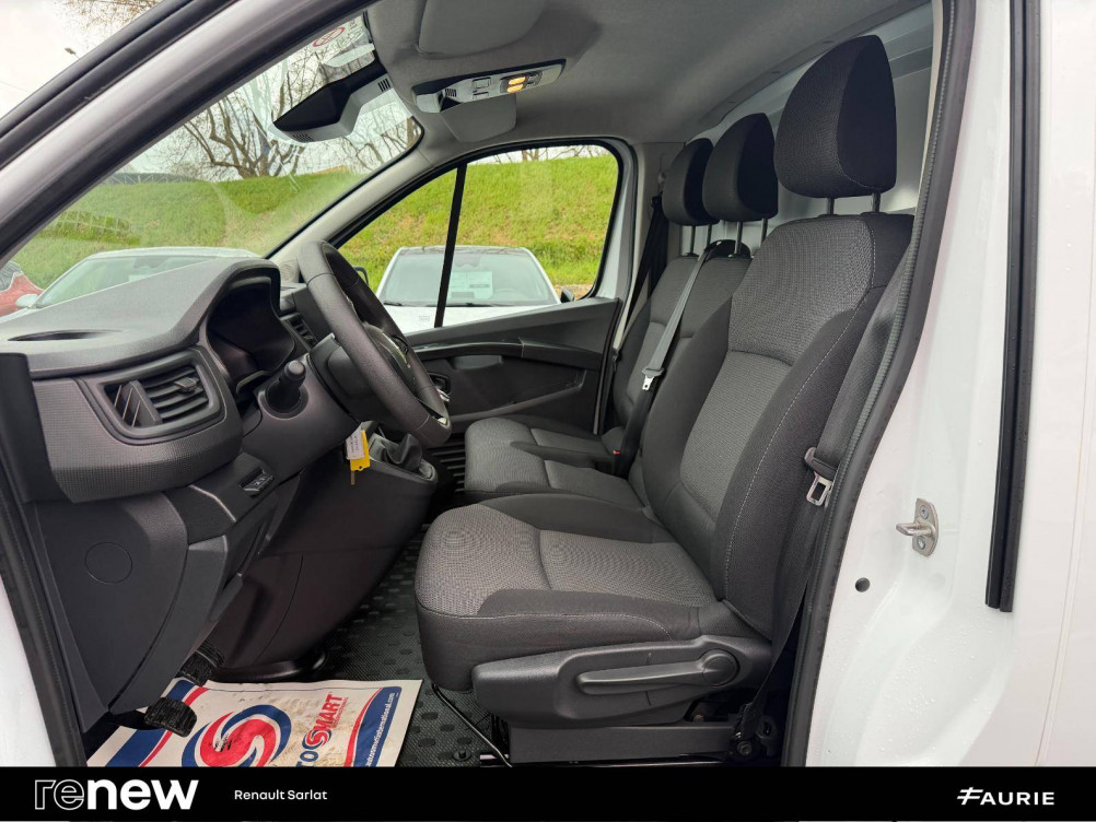 Acheter Renault Trafic 3 TRAFIC FGN L1H1 3000 KG BLUE DCI 130 CONFORT 4p occasion dans les concessions du Groupe Faurie