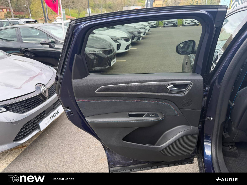 Acheter Renault Arkana Arkana E-Tech 145 - 23 esprit Alpine 5p occasion dans les concessions du Groupe Faurie
