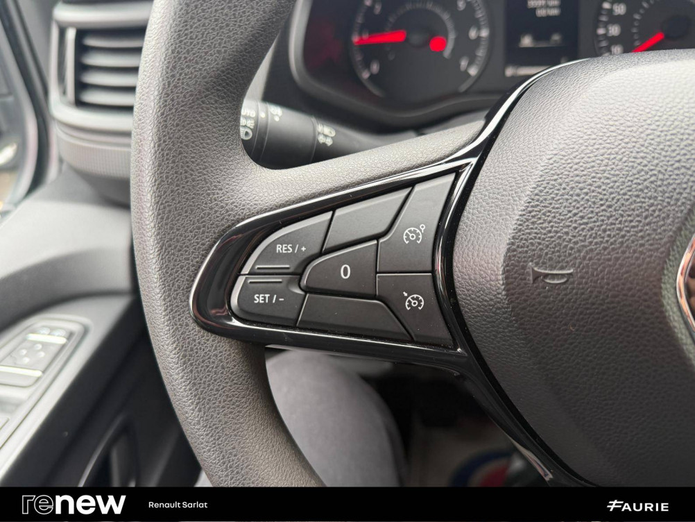 Acheter Renault Trafic 3 TRAFIC FGN L1H1 3000 KG BLUE DCI 130 CONFORT 4p occasion dans les concessions du Groupe Faurie