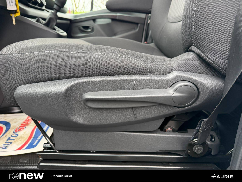 Acheter Renault Trafic 3 TRAFIC FGN L1H1 3000 KG BLUE DCI 130 CONFORT 4p occasion dans les concessions du Groupe Faurie