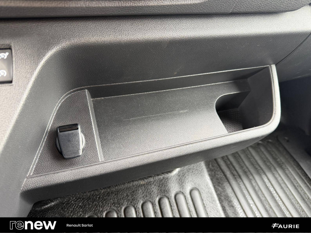 Acheter Renault Master 3 MASTER FGN TRAC F3500 L2H2 BLUE DCI 135 CONFORT 4p occasion dans les concessions du Groupe Faurie