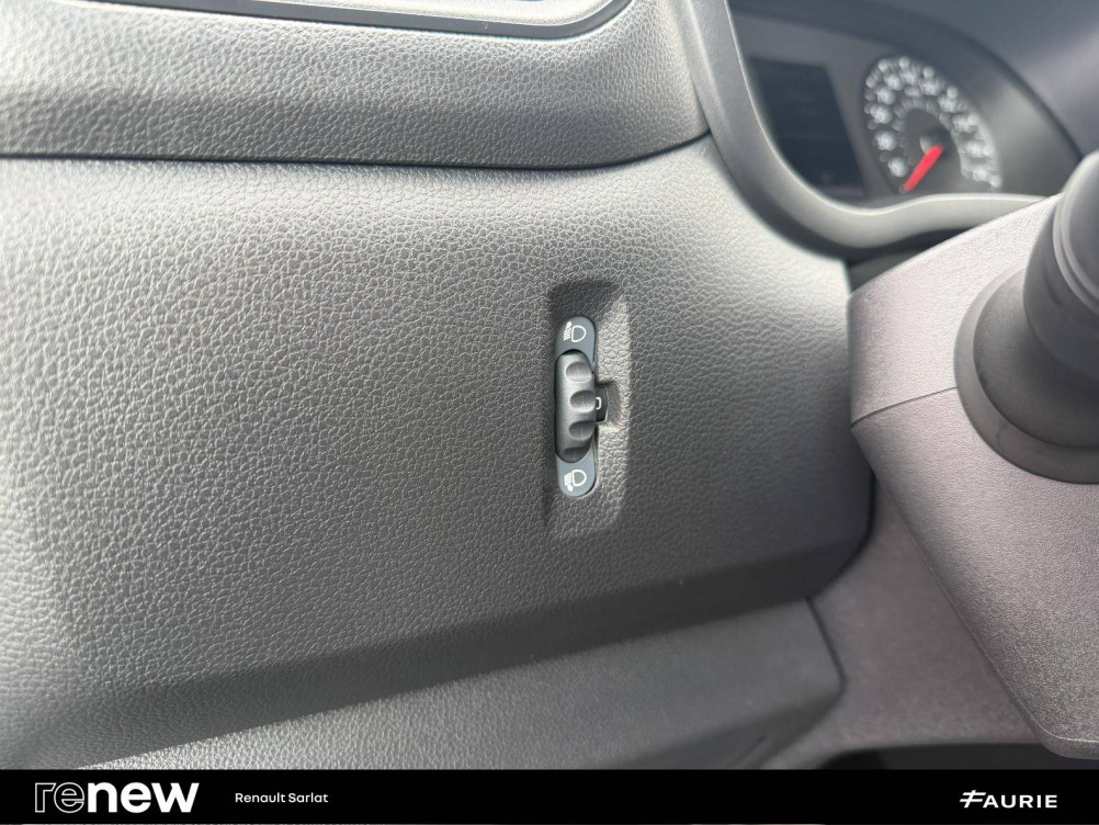 Acheter Renault Master 3 MASTER FGN TRAC F3500 L2H2 BLUE DCI 135 CONFORT 4p occasion dans les concessions du Groupe Faurie