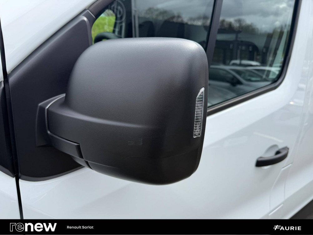 Acheter Renault Trafic 3 TRAFIC FGN L1H1 3000 KG BLUE DCI 130 CONFORT 4p occasion dans les concessions du Groupe Faurie