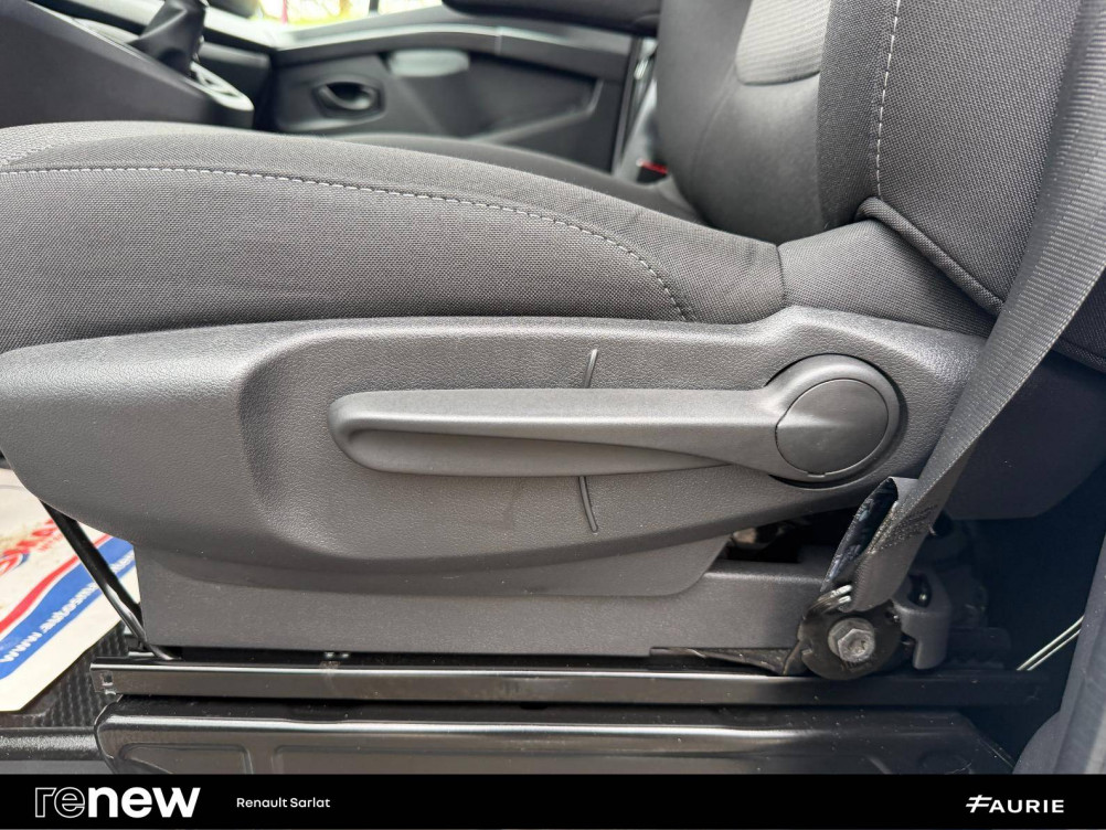 Acheter Renault Trafic 3 TRAFIC FGN L1H1 3000 KG BLUE DCI 130 CONFORT 4p occasion dans les concessions du Groupe Faurie