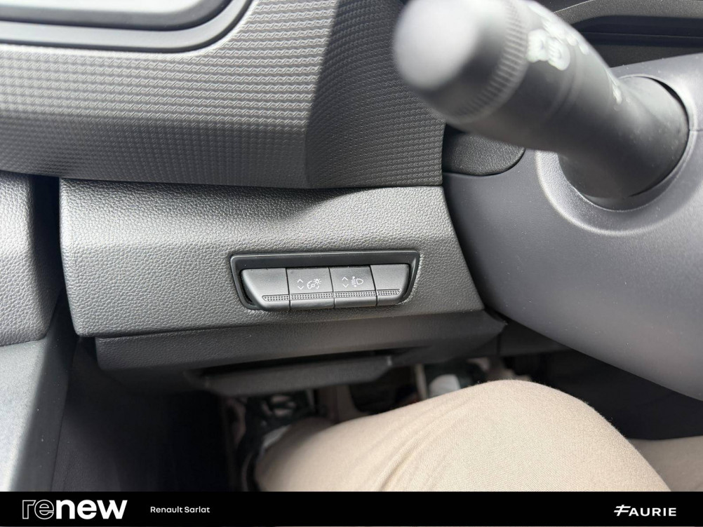 Acheter Renault Trafic 3 TRAFIC FGN L1H1 3000 KG BLUE DCI 130 CONFORT 4p occasion dans les concessions du Groupe Faurie