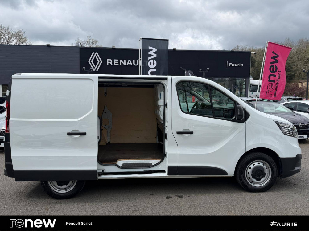 Acheter Renault Trafic 3 TRAFIC FGN L1H1 3000 KG BLUE DCI 130 CONFORT 4p occasion dans les concessions du Groupe Faurie