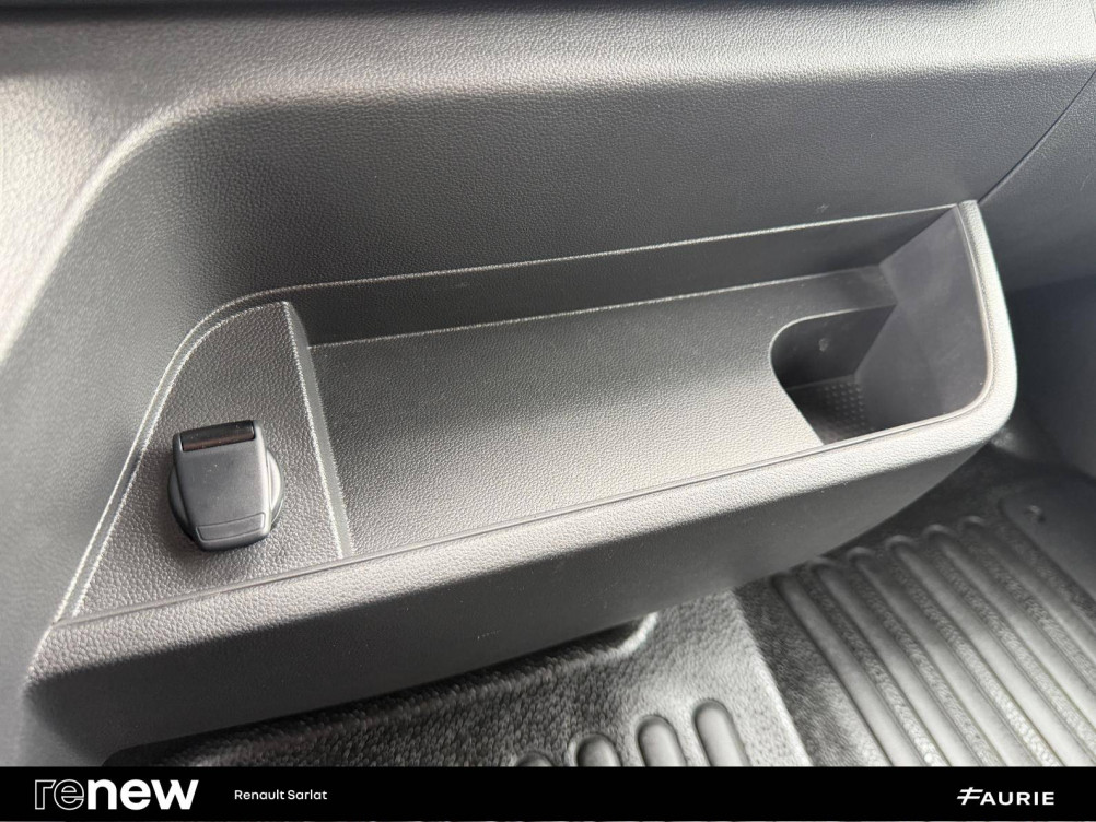 Acheter Renault Master 3 MASTER FGN TRAC F3500 L2H2 BLUE DCI 135 CONFORT 4p occasion dans les concessions du Groupe Faurie