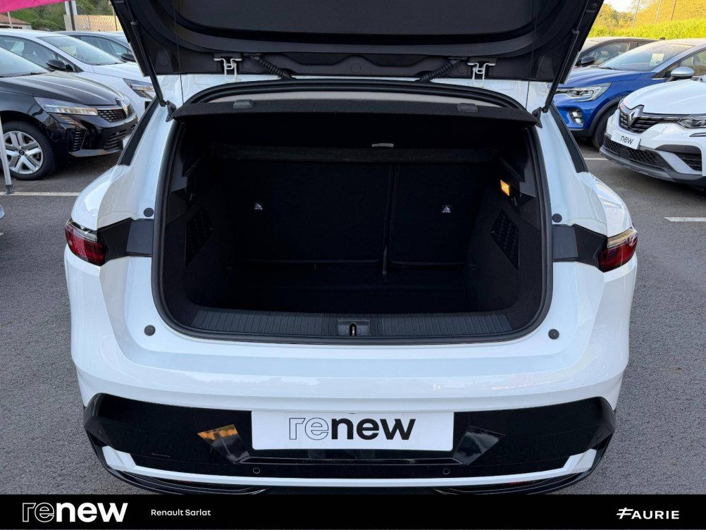 Acheter Renault Megane E-Tech Megane E-Tech EV40 130ch standard charge Equilibre 5p occasion dans les concessions du Groupe Faurie