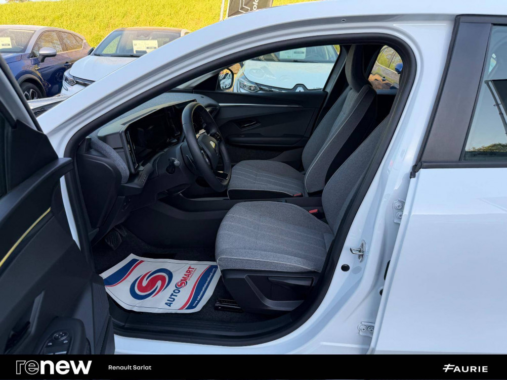 Acheter Renault Megane E-Tech Megane E-Tech EV40 130ch standard charge Equilibre 5p occasion dans les concessions du Groupe Faurie