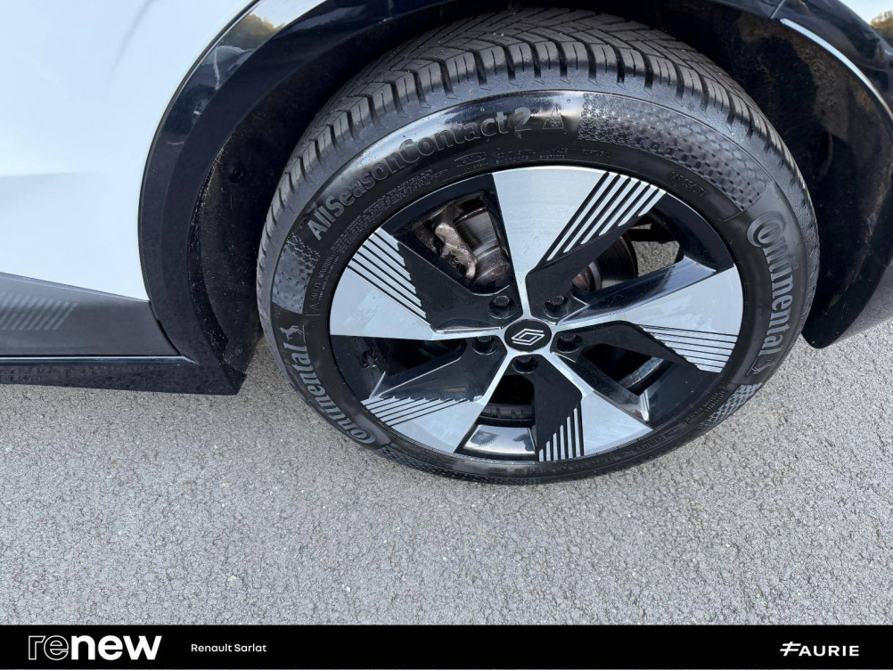 Acheter Renault Megane E-Tech Megane E-Tech EV40 130ch standard charge Equilibre 5p occasion dans les concessions du Groupe Faurie