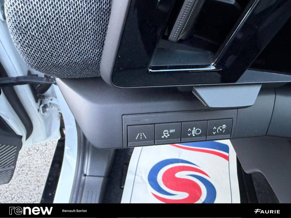 Acheter Renault Megane E-Tech Megane E-Tech EV40 130ch standard charge Equilibre 5p occasion dans les concessions du Groupe Faurie