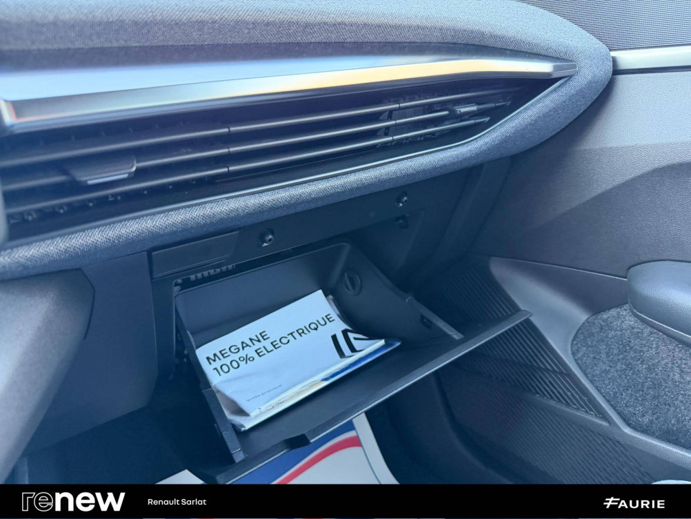 Acheter Renault Megane E-Tech Megane E-Tech EV40 130ch standard charge Equilibre 5p occasion dans les concessions du Groupe Faurie