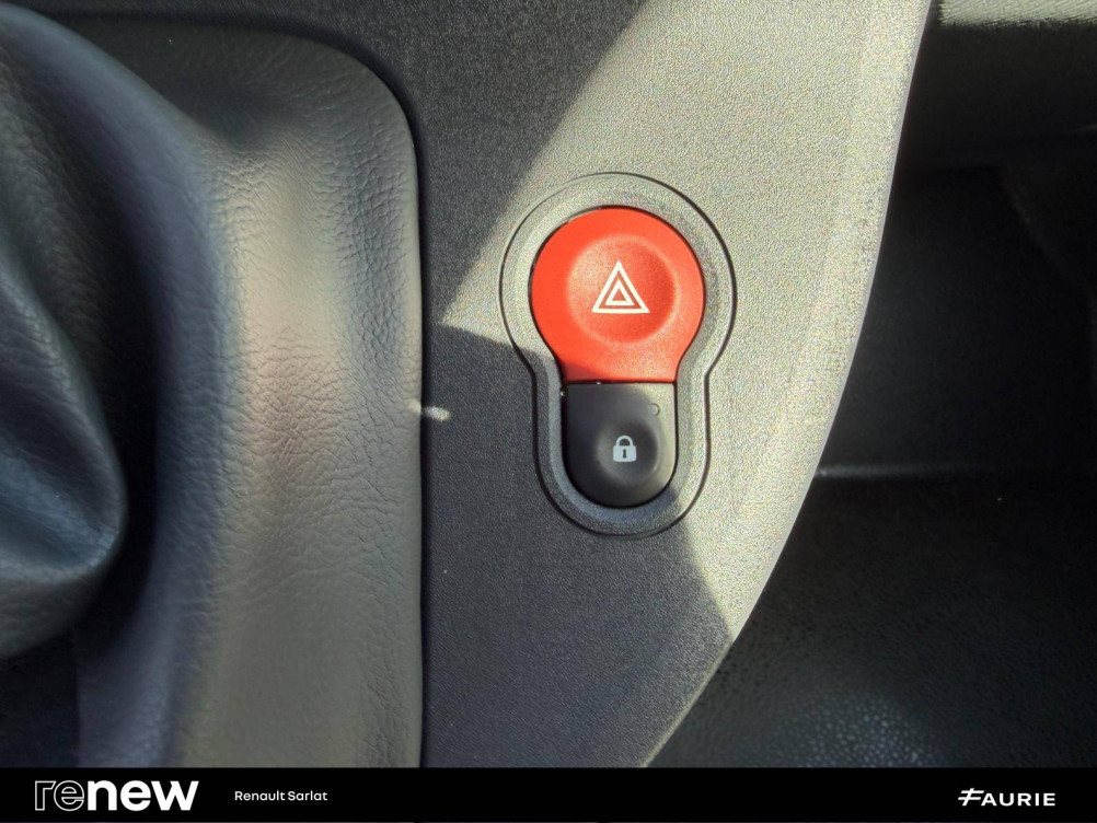 Acheter Renault Kangoo Express 2 KANGOO EXPRESS CA BLUE DCI 95 CONFORT 5p occasion dans les concessions du Groupe Faurie