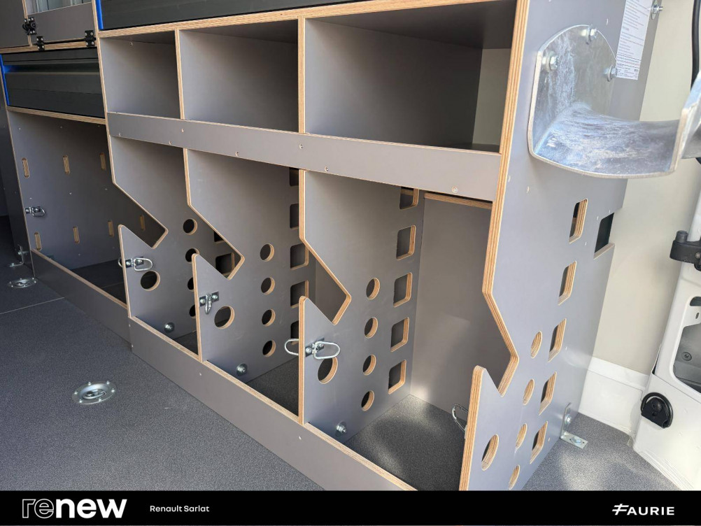 Acheter Renault Master MASTER FG BLUE DCI 150 L2H2 3T5 TR EURO VI ADVANCE 4p occasion dans les concessions du Groupe Faurie