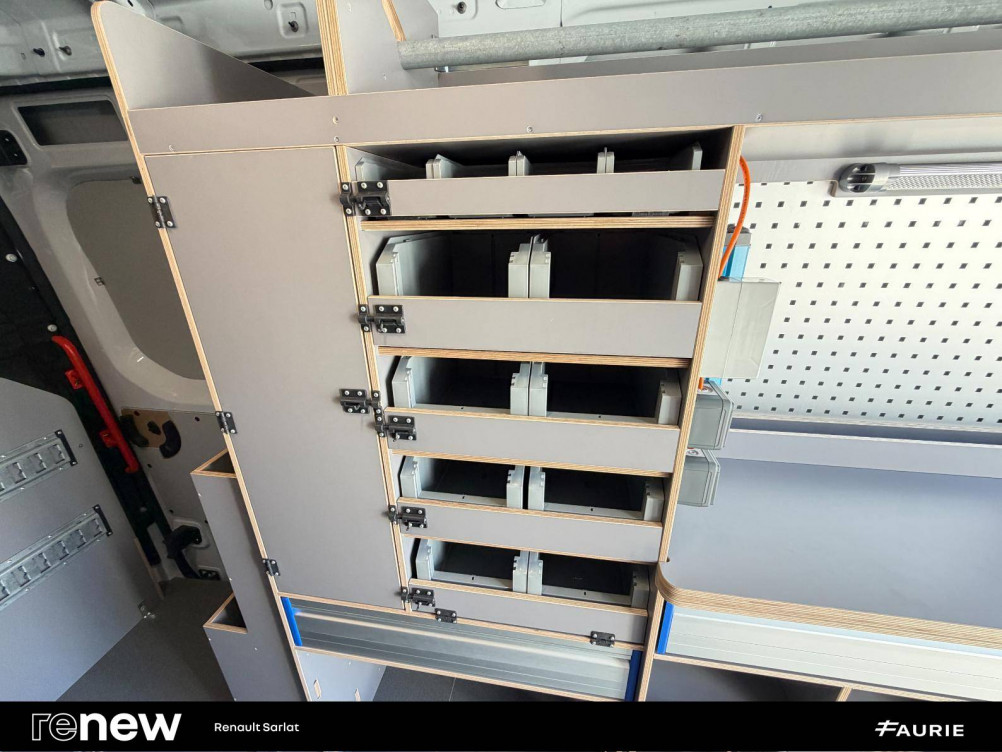 Acheter Renault Master MASTER FG BLUE DCI 150 L2H2 3T5 TR EURO VI ADVANCE 4p occasion dans les concessions du Groupe Faurie