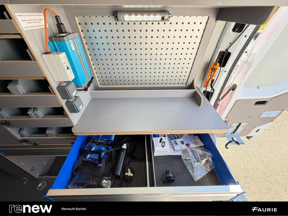 Acheter Renault Master MASTER FG BLUE DCI 150 L2H2 3T5 TR EURO VI ADVANCE 4p occasion dans les concessions du Groupe Faurie