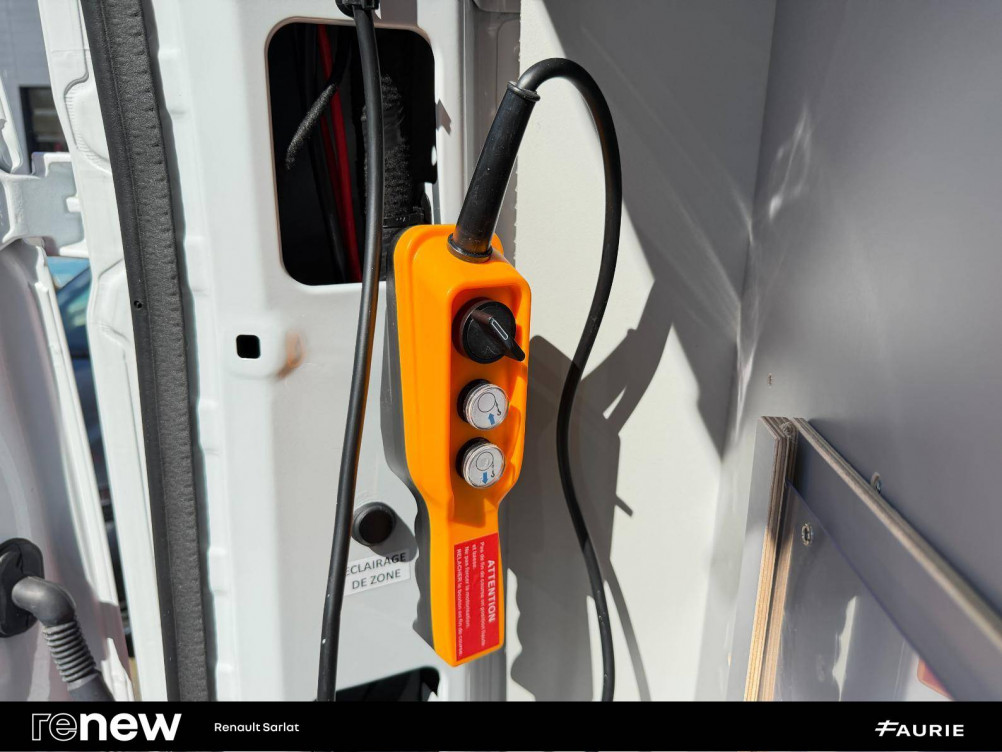 Acheter Renault Master MASTER FG BLUE DCI 150 L2H2 3T5 TR EURO VI ADVANCE 4p occasion dans les concessions du Groupe Faurie