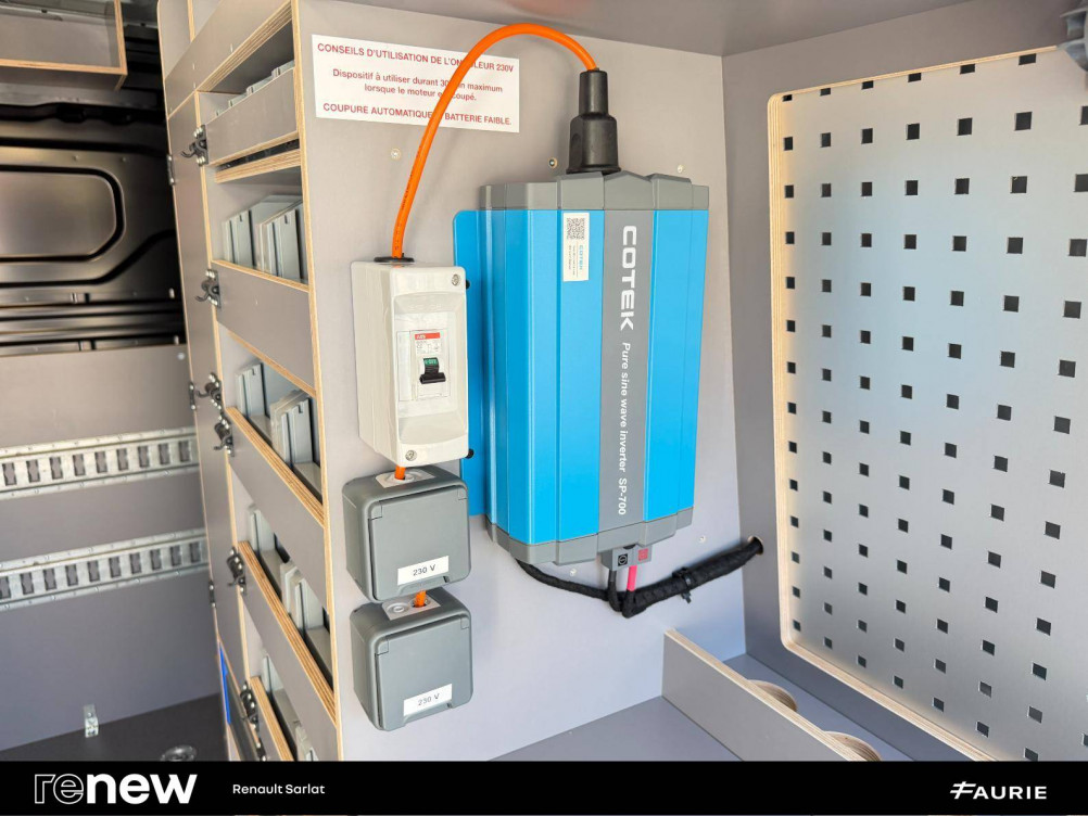 Acheter Renault Master MASTER FG BLUE DCI 150 L2H2 3T5 TR EURO VI ADVANCE 4p occasion dans les concessions du Groupe Faurie