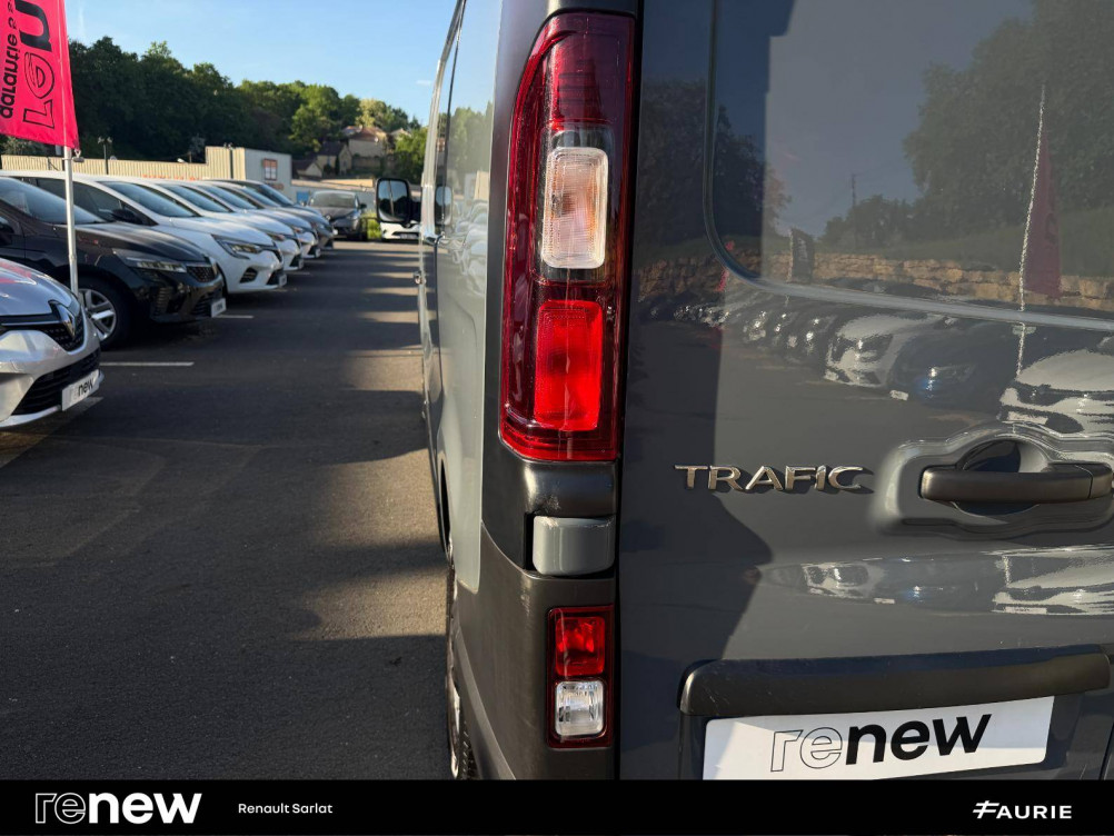 Acheter Renault Trafic 3 TRAFIC FGN L1H1 2800 KG BLUE DCI 150 EDC GRAND CONFORT 4p occasion dans les concessions du Groupe Faurie