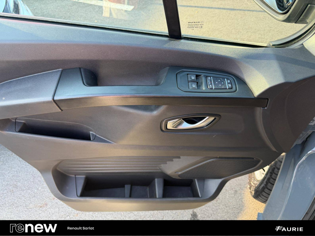 Acheter Renault Trafic 3 TRAFIC FGN L1H1 2800 KG BLUE DCI 150 EDC GRAND CONFORT 4p occasion dans les concessions du Groupe Faurie