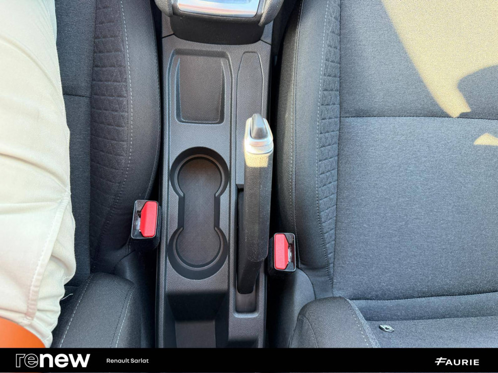 Acheter Renault Clio 5 CLIO SOCIETE BLUE DCI 85 AIR NAV 5p occasion dans les concessions du Groupe Faurie