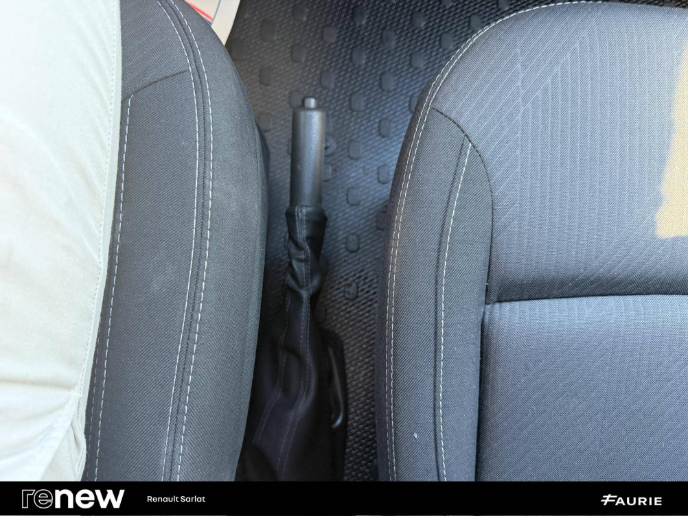 Acheter Renault Trafic 3 TRAFIC FGN L1H1 2800 KG BLUE DCI 150 EDC GRAND CONFORT 4p occasion dans les concessions du Groupe Faurie