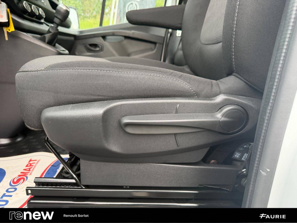 Acheter Renault Trafic 3 TRAFIC FGN L1H1 3000 KG BLUE DCI 130 CONFORT 4p occasion dans les concessions du Groupe Faurie