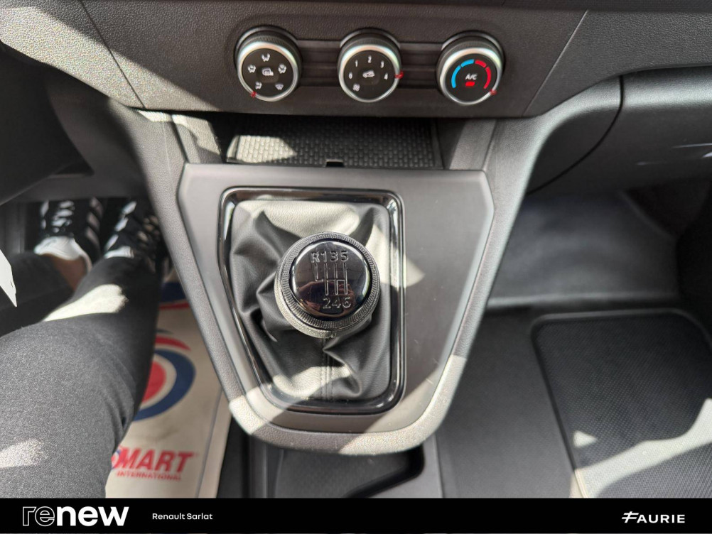 Acheter Renault Kangoo 3 KANGOO VAN BLUE DCI 95 GRAND CONFORT- 22 5p occasion dans les concessions du Groupe Faurie