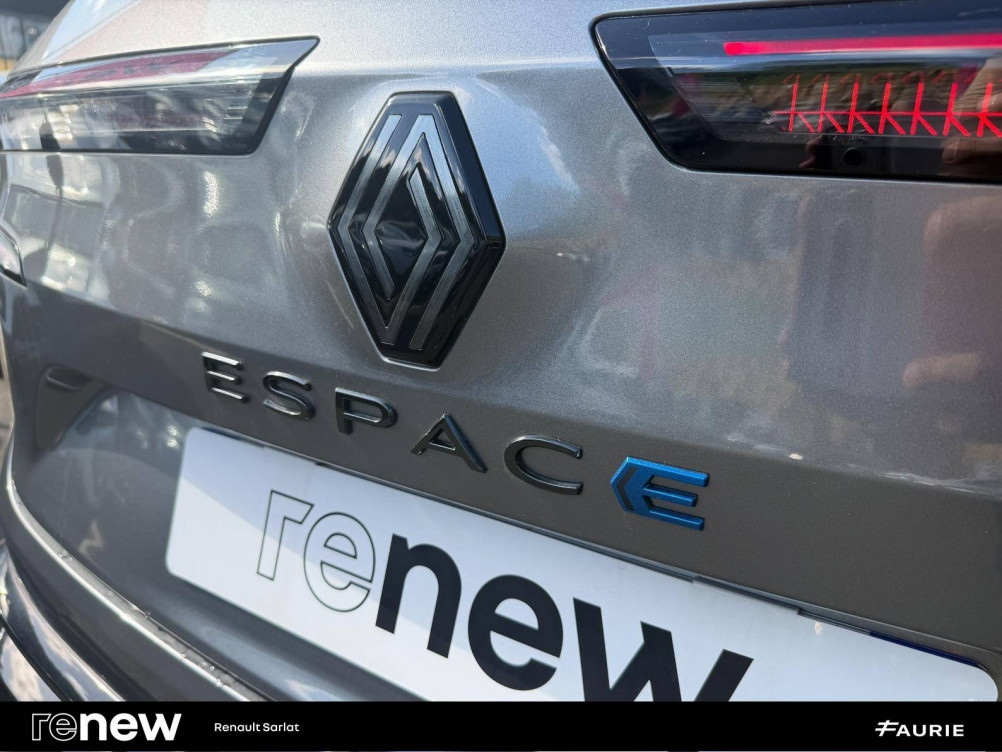 Acheter Renault Espace 6 Espace E-Tech full hybrid 200 GSR2 esprit Alpine 5p occasion dans les concessions du Groupe Faurie
