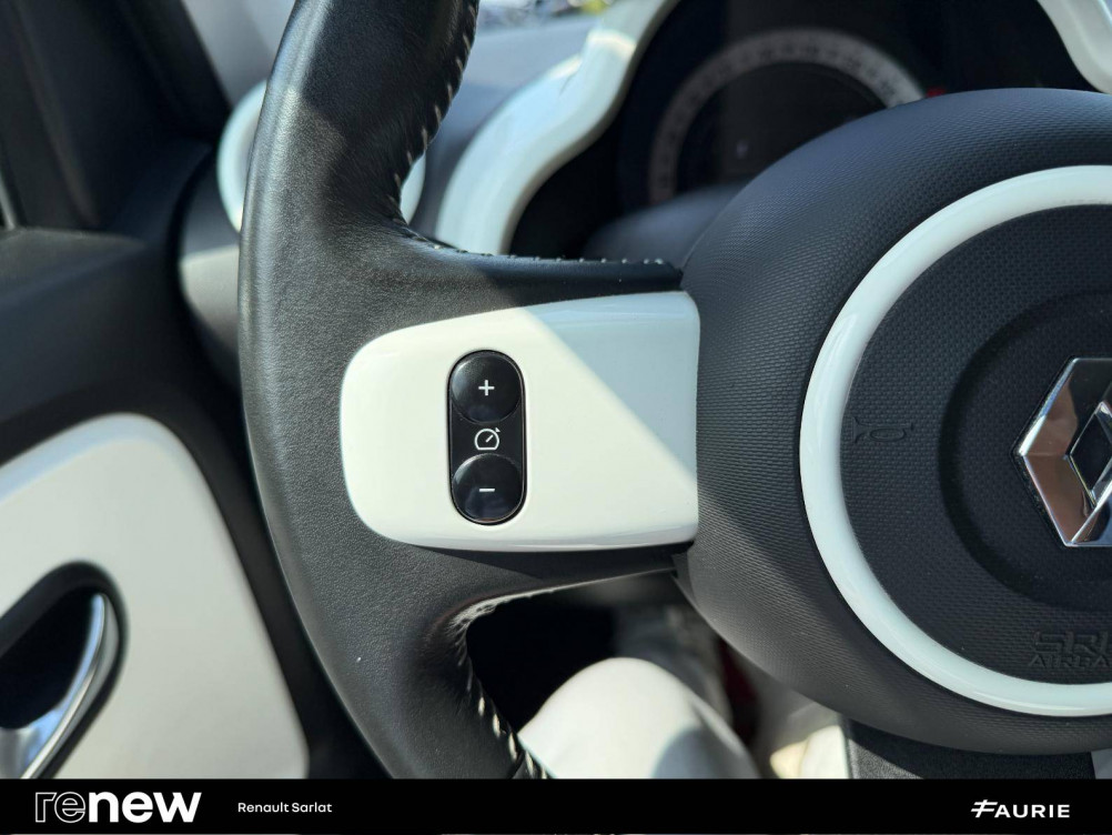 Acheter Renault Twingo 3 Twingo III 0.9 TCe 90 Energy Intens 5p occasion dans les concessions du Groupe Faurie