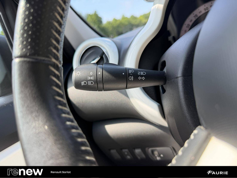 Acheter Renault Twingo 3 Twingo III 0.9 TCe 90 Energy Intens 5p occasion dans les concessions du Groupe Faurie