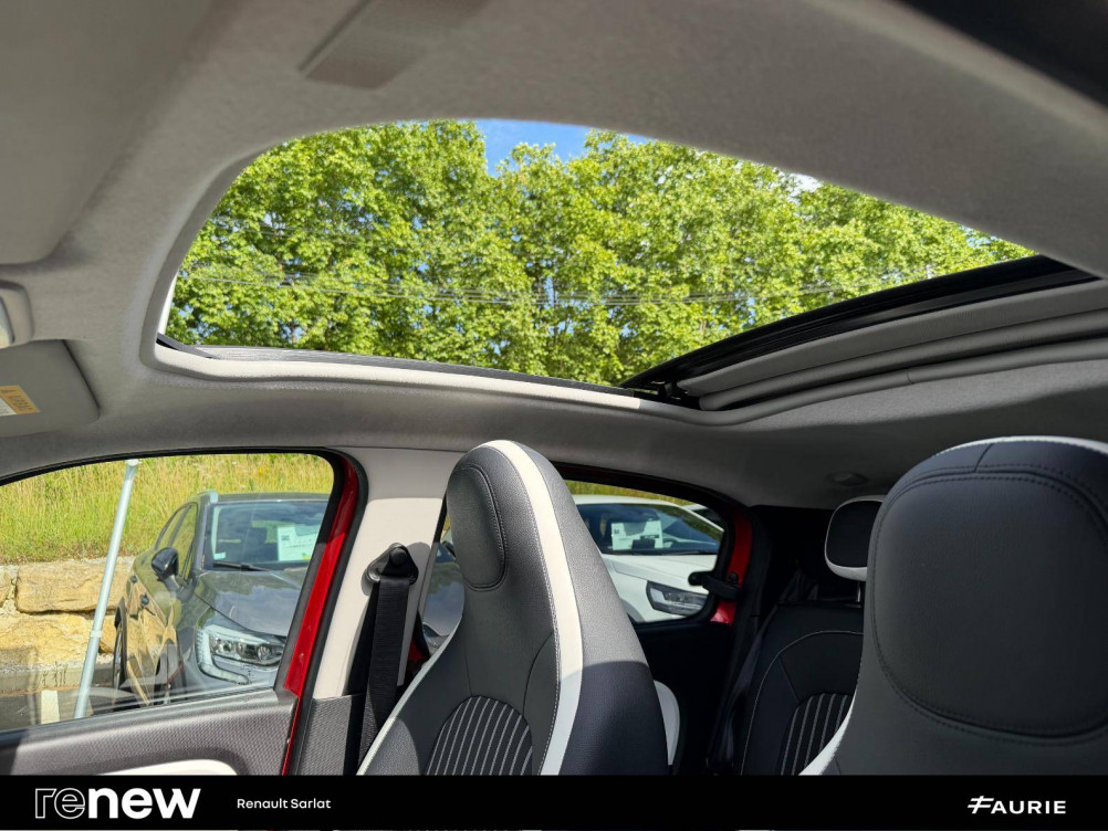 Acheter Renault Twingo 3 Twingo III TCe 95 Intens 5p occasion dans les concessions du Groupe Faurie