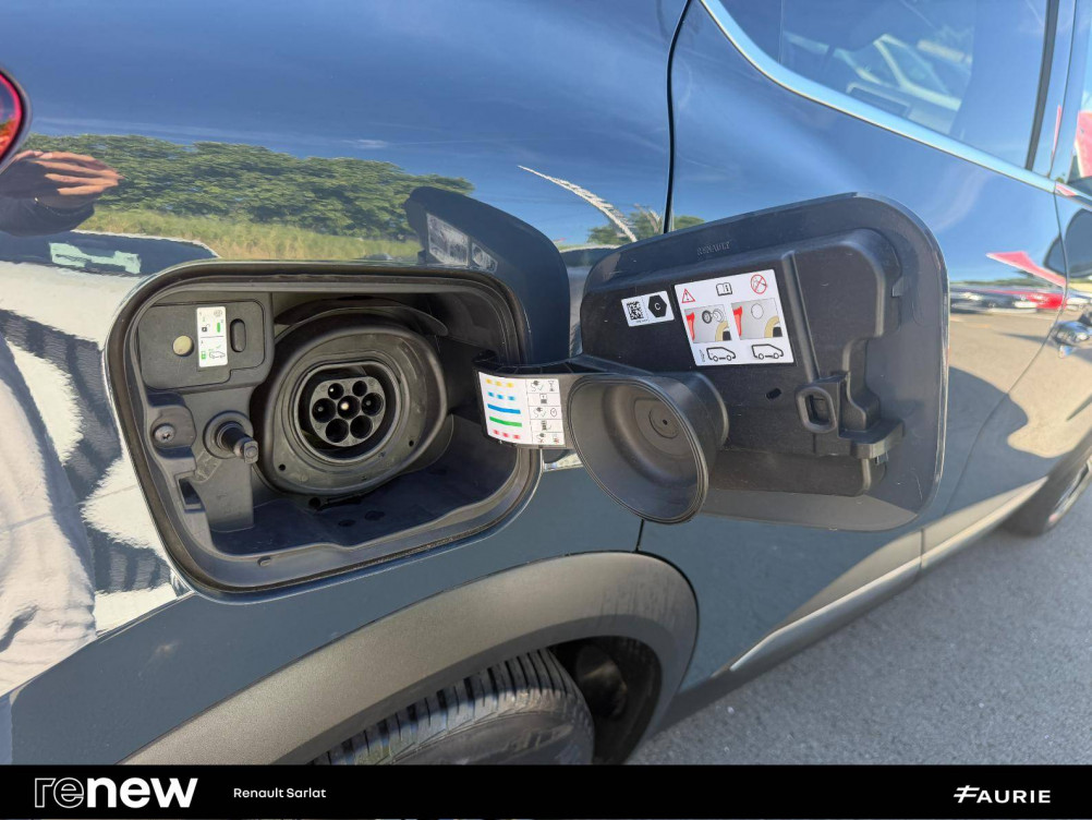 Acheter Renault Captur 2 Captur E-Tech hybride rechargeable 160 Techno 5p occasion dans les concessions du Groupe Faurie