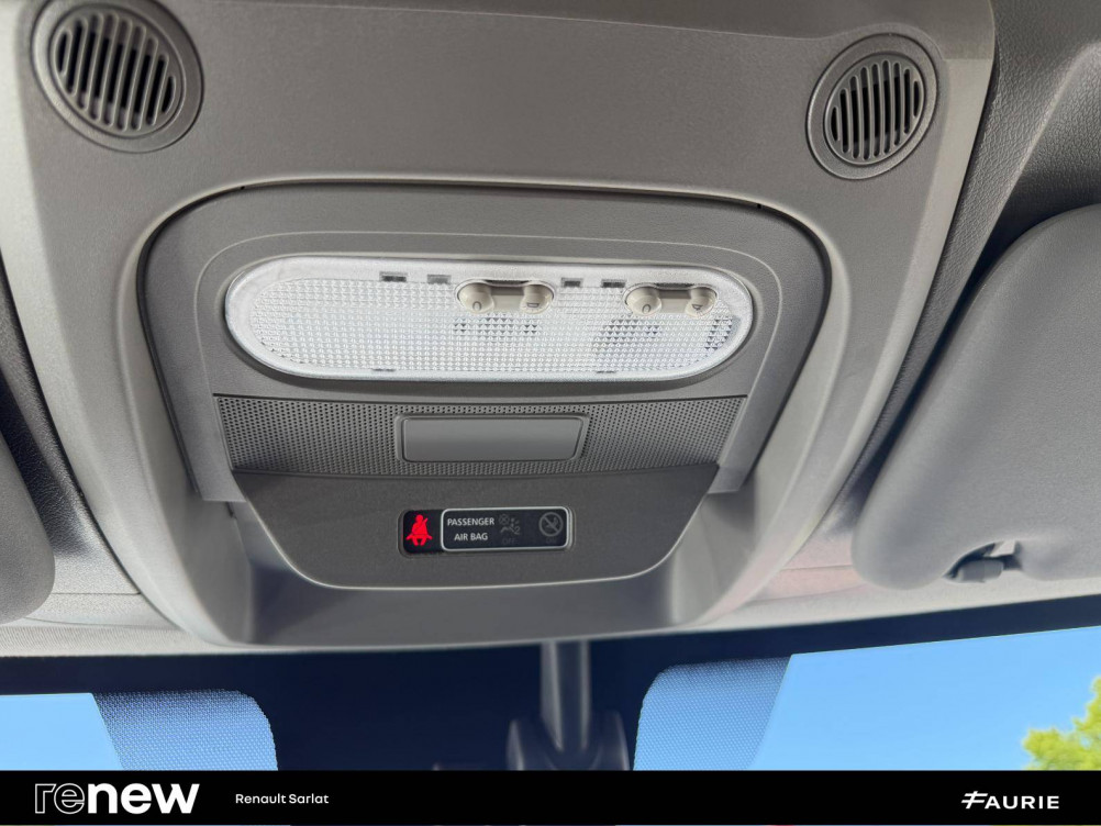 Acheter Renault Master 3 Fourgon MASTER FGN TRAC F3500 L3H3 BLUE DCI 135 CONFORT 4p occasion dans les concessions du Groupe Faurie