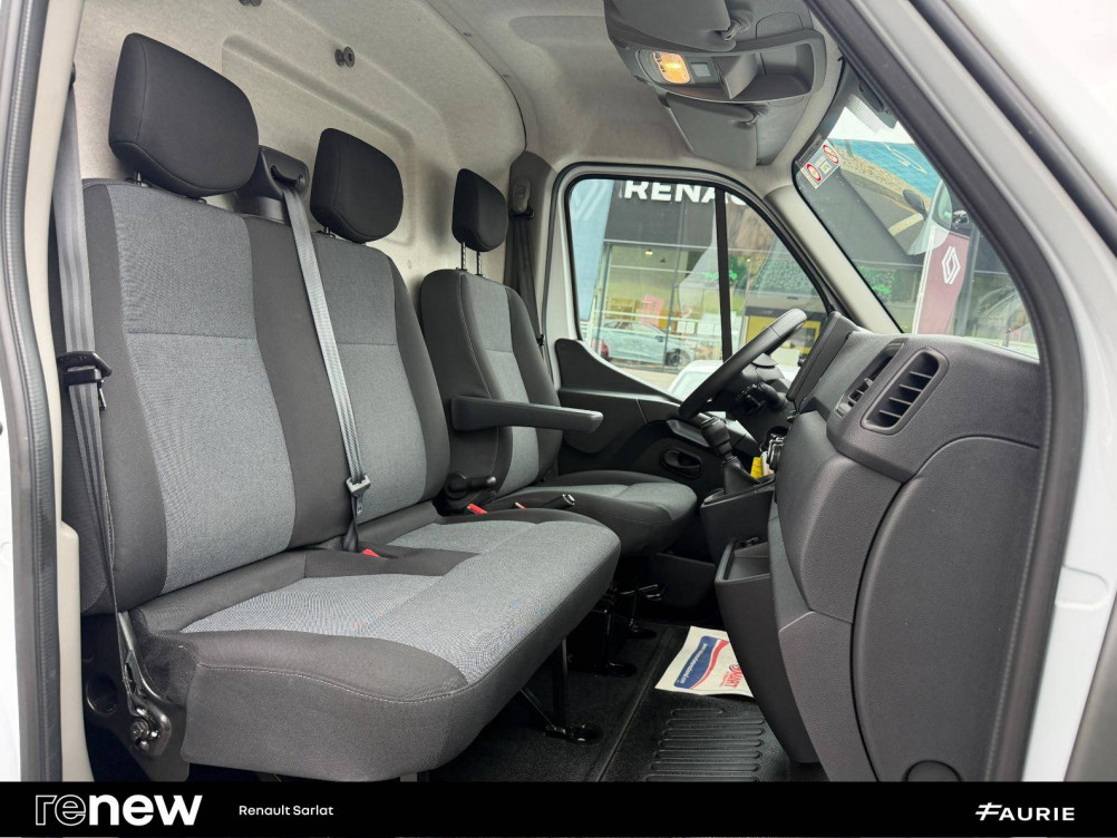 Acheter Renault Master 3 MASTER FGN TRAC F3500 L3H3 BLUE DCI 135 CONFORT 4p occasion dans les concessions du Groupe Faurie