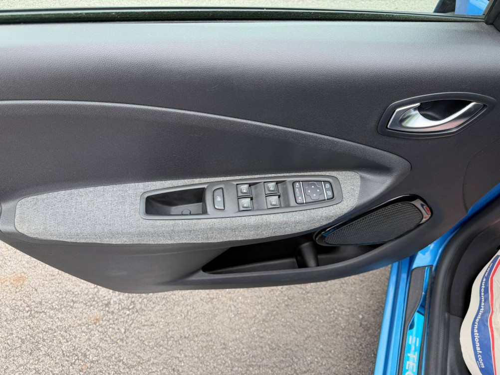 Acheter Renault Zoe Zoe R135 Achat Intégral Intens 5p occasion dans les concessions du Groupe Faurie