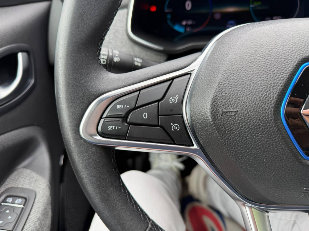 Acheter Renault Zoe Zoe R135 Achat Intégral Intens 5p occasion dans les concessions du Groupe Faurie