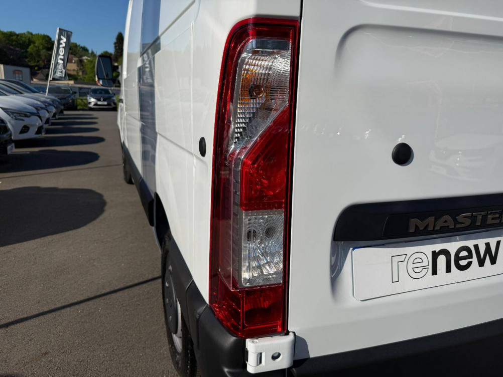 Acheter Renault Master 3 Fourgon MASTER FGN TRAC F3500 L2H2 BLUE DCI 135 CONFORT 4p occasion dans les concessions du Groupe Faurie