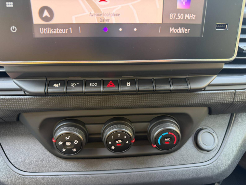 Acheter Renault Trafic 3 Trafic Blue dCi 150 Grand Evolution 4p occasion dans les concessions du Groupe Faurie