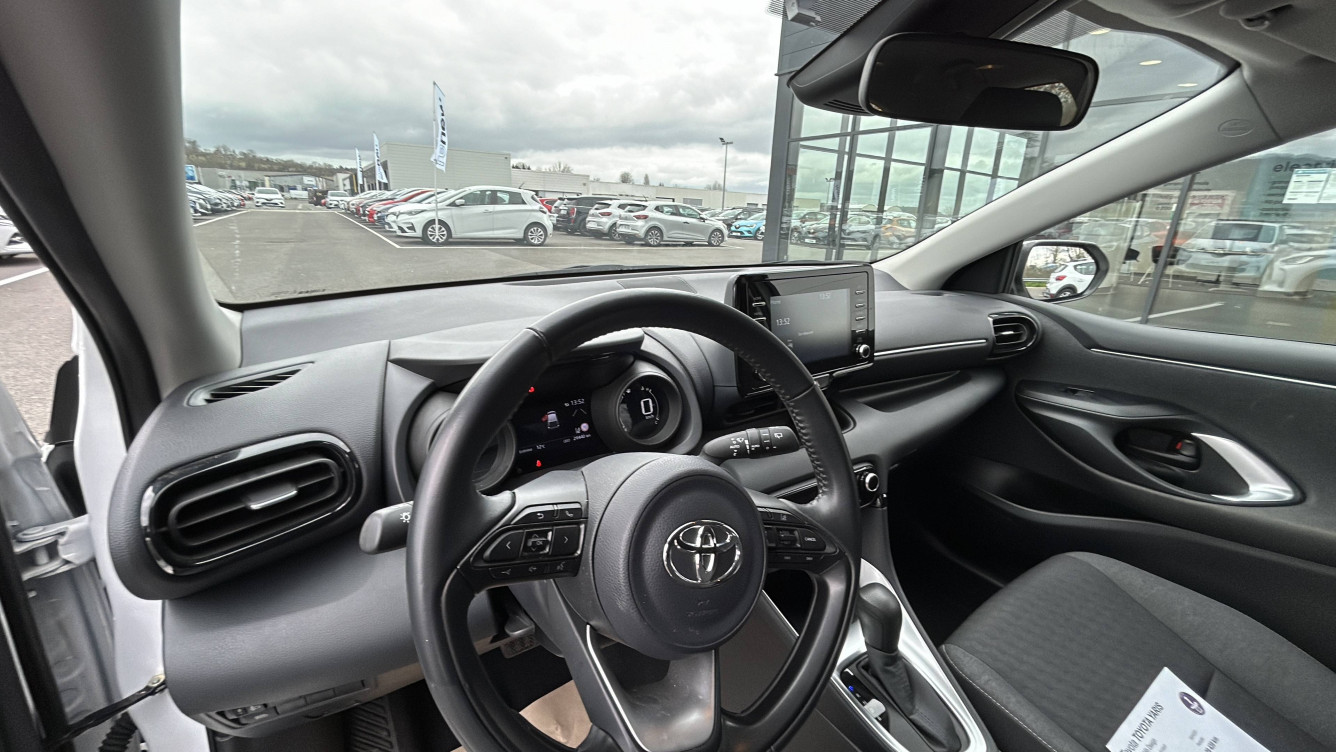 Acheter Toyota Yaris Yaris Hybride 116h Design 5p occasion dans les concessions du Groupe Faurie