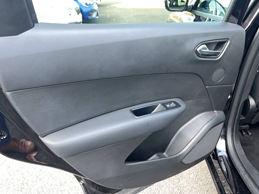 Acheter Renault Arkana Arkana TCe 140 EDC FAP Business 5p occasion dans les concessions du Groupe Faurie