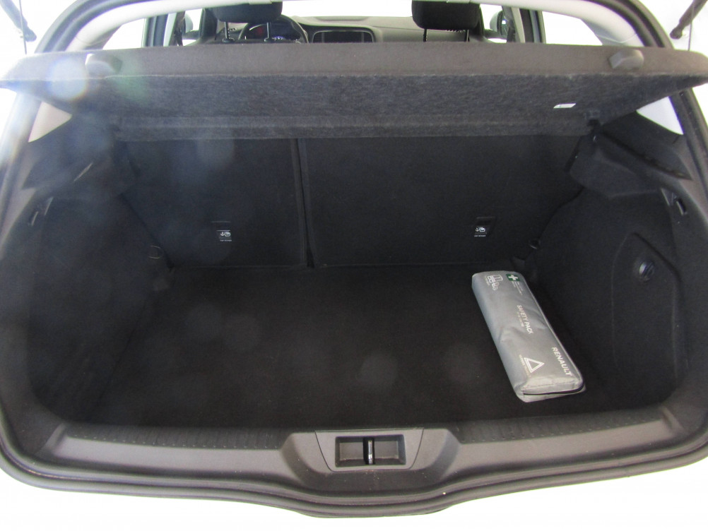 Acheter Renault Megane 4 Mégane IV Berline Blue dCi 115 EDC - 20 Business 5p occasion dans les concessions du Groupe Faurie